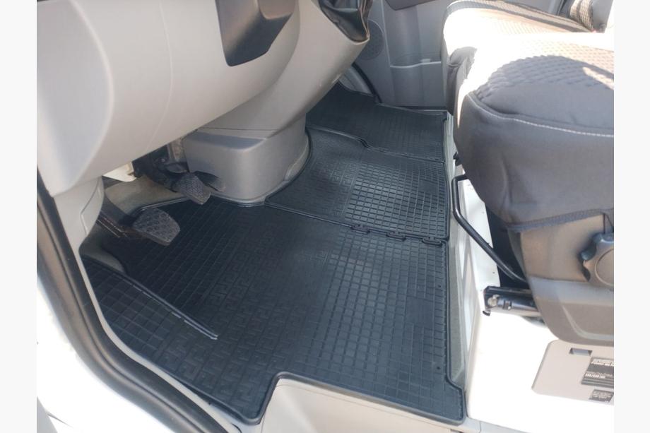 Volkswagen Crafter 2006-2016 Dywaniki gumowe (3 szt, Polytep) Zdjęcia 1