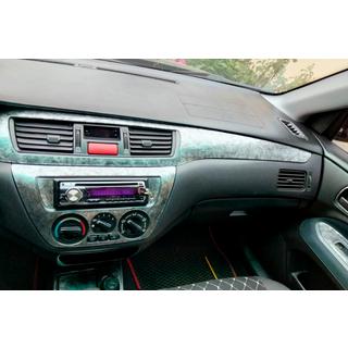 Nakładka na deskę rozdzielczą V1 (Meric) Mitsubishi Lancer 9 2004-2008 zdjęcia 1