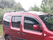 Renault Kangoo 2008–2020 Relingi dachowe Skyport (czarne) zdjęcia 1