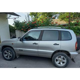 Relingi Dachowe Chromowane Chevrolet Niva 1998-2020 zdjęcia 2