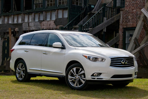 Przegląd siedmiu-osobowej crossover Infiniti JX 35