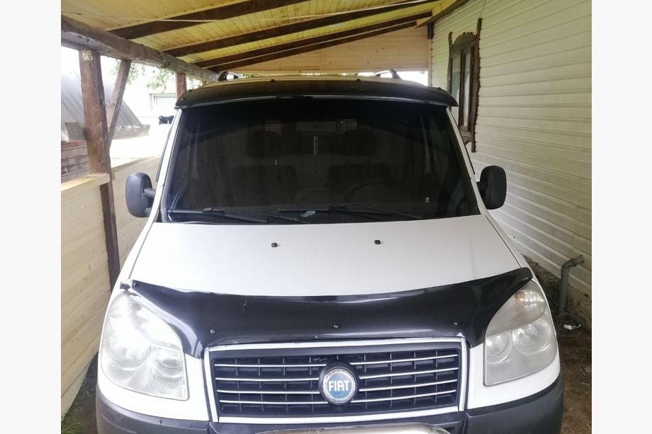 Fiat Doblo I 2001-2005 Daszek na przednia szybe (czarny polysk, 5mm) Zdjęcia 10