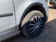 Volkswagen Caddy 2010-2015 Nakładki na nadkola (czarny mat) Krótki rozstaw osi, 1 boczny (plastik) zdjęcia 8