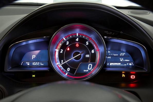 Przegląd Mazda CX-3 Zdjęcie 6