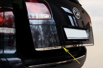 Volkswagen Touareg 2002–2010 Listwa Chromowana Klapy Bagaznika Carmos - (ABS) zdjęcia 1