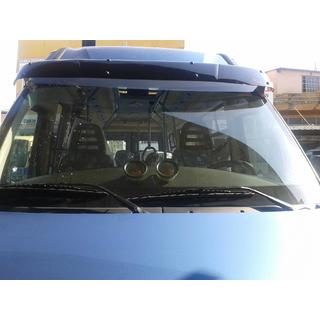 Daszek na przednią szybę V1 (czarny połysk, 5mm) Iveco Daily 2006-2014 zdjęcia 2