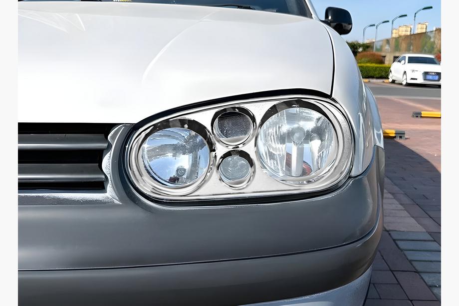 Volkswagen Golf 4 1997-2006 Obramowania Reflektorow V1 (2 szt., plastik) Image