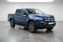 Mercedes X class 2017-2020 Progi Boczne Bosphore Black (2 szt., Aluminium) zdjęcia 1