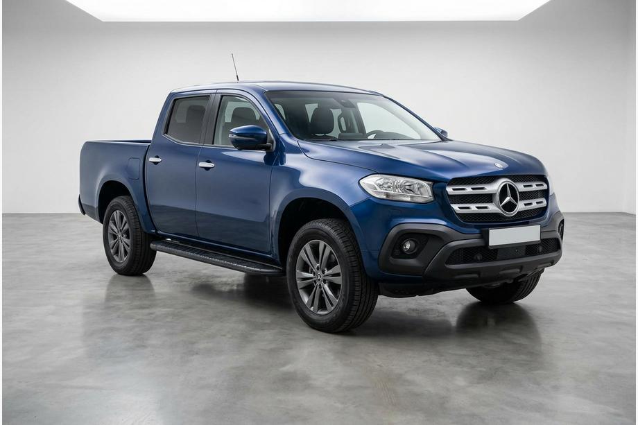 Mercedes X class 2017-2020 Progi Boczne Bosphore Black (2 szt., Aluminium) Image