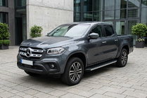 Mercedes X class 2017-2020 Progi Boczné Maya V1 (2 szt., Aluminium) zdjęcia 1