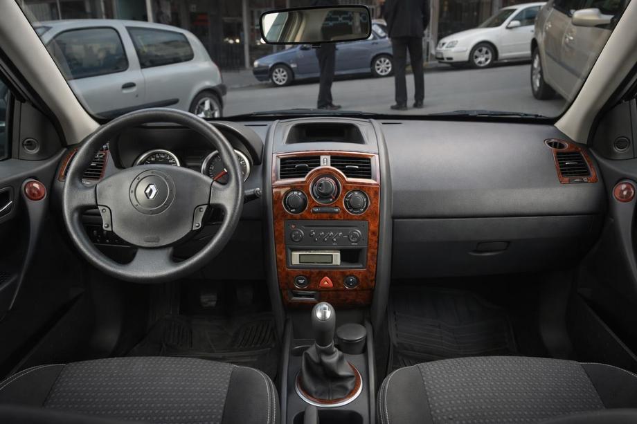 Renault Megane II 2004-2009 Zestaw wykończenia deski rozdzielczej 17 elementów (Meric, Turcja) Carbon Image