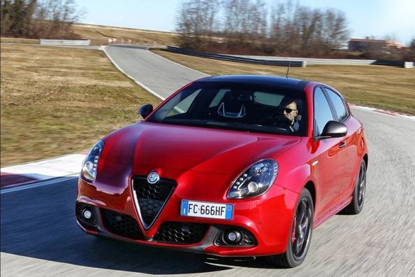 Przegląd pięciodrzwiowego hatchbacka Alfa Romeo Giulietta