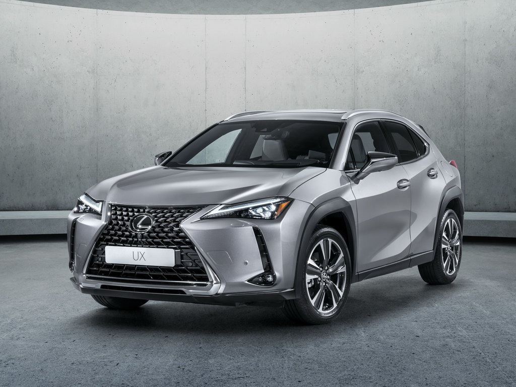 Przegląd nowego kompaktowego crossovera Lexus UX 200