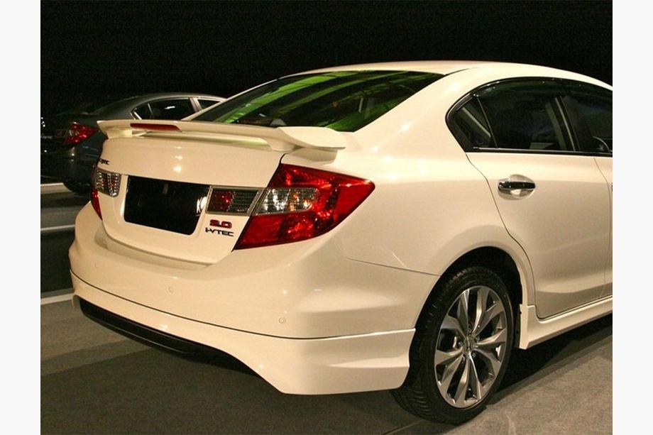 Honda Civic Sedan IX 2011-2016 Nakładka na tylny zderzak (gruntowana do lakierowania) Image