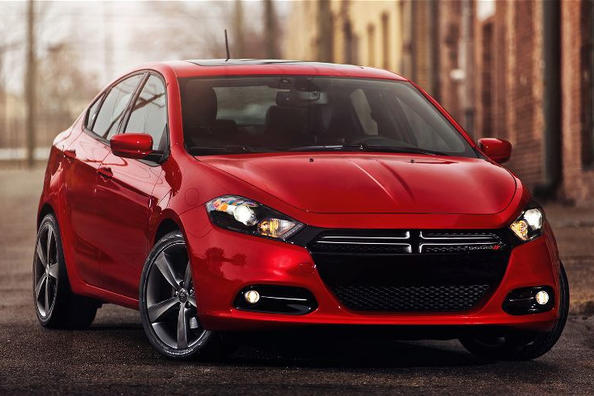 Przegląd sedan Dodge Dart