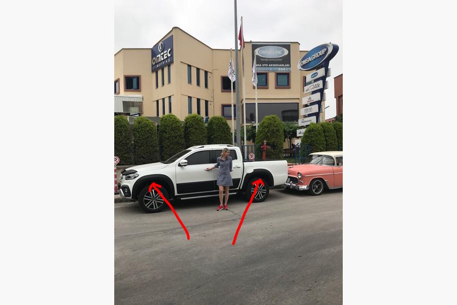 Mercedes X class 2017-2020 Poszerzenia nadkoli (do lakierowania) Zdjęcia 4