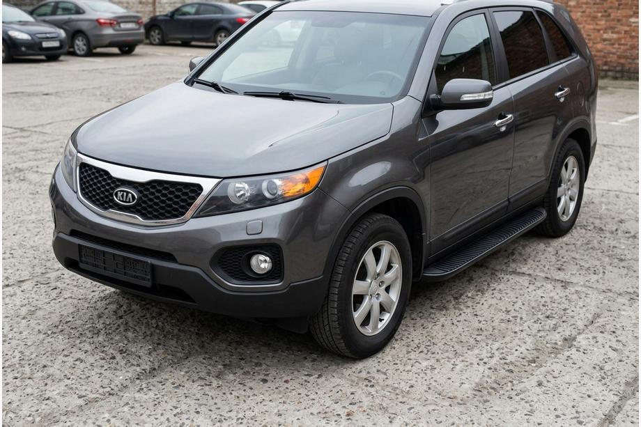 Kia Sorento II XM 2009-2014 Progi Boczné Tayga Black (2 szt., Aluminium) 2010-2013 Image