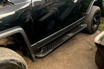 Toyota FJ Cruiser 2006-2022 Progi Boczné Allmond Black (2 szt., aluminium) zdjęcia 1