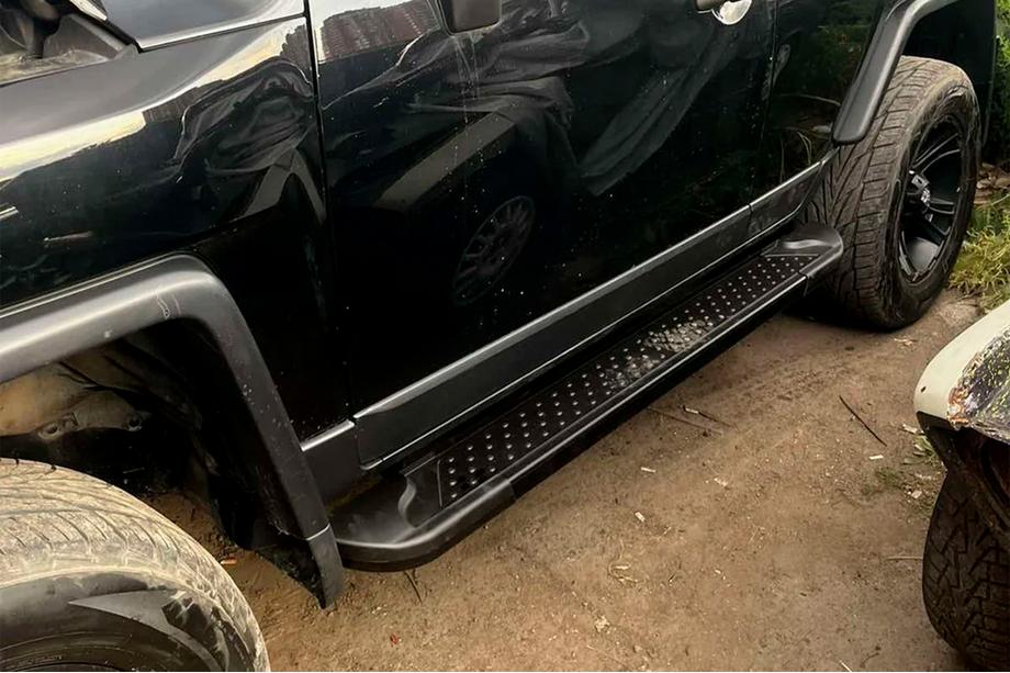 Toyota FJ Cruiser 2006-2022 Progi Boczné Allmond Black (2 szt., aluminium) Image