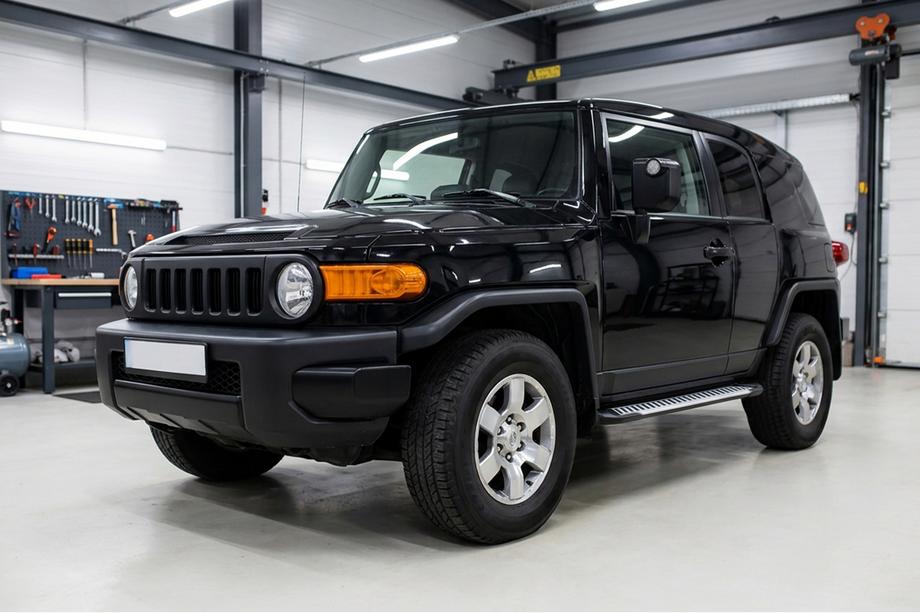 Toyota FJ Cruiser 2006-2022 Progi Boczné Line (2 szt., Aluminium) Image