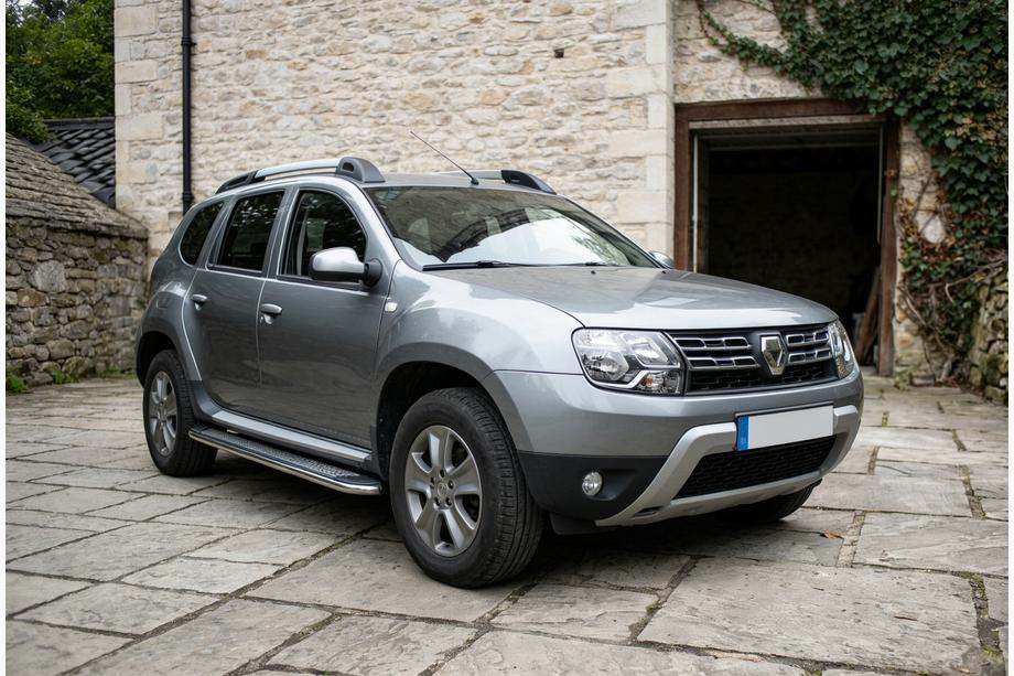 Renault Duster 2008–2017 Progi Boczne Maydos V2 (2 szt., Aluminium i Stal Nierdzewna) Image