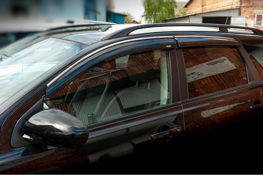 Nissan Qashqai 2010-2014 Deflektory szyb z listwą chromowaną (4 szt, Niken) Image