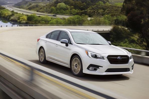 Subaru Legacy sedan szóstej generacji