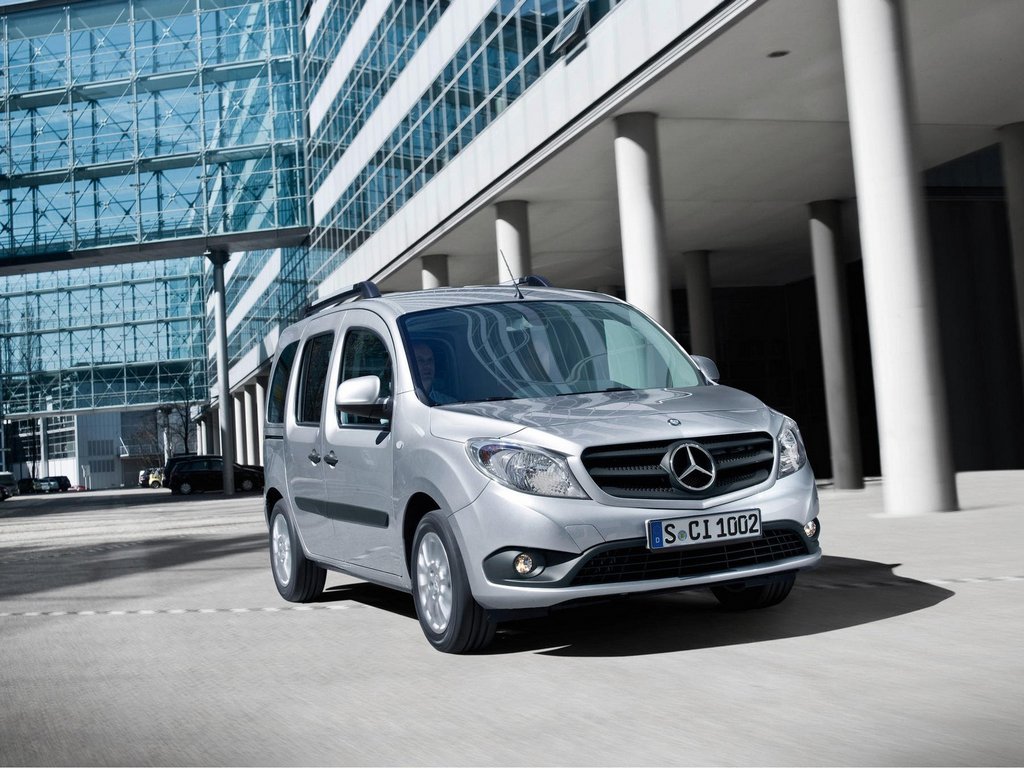 Przegląd kompaktowego minivana Mercedes-Benz Citan