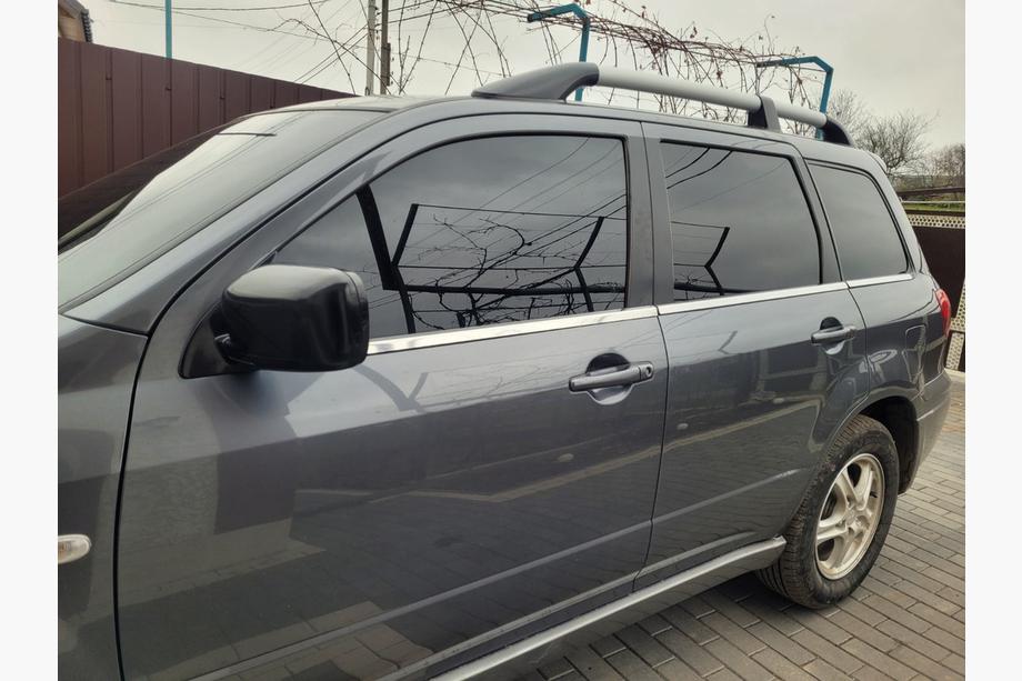 Mitsubishi Outlander 2001-2006 Listwy dolne okien stal nierdzewna (6 szt.) Image