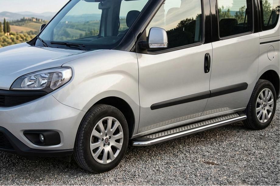 Opel Combo 2012-2018 Progi Boczne Maydos V2 (2 szt., Aluminium i Stal Nierdzewna) Image