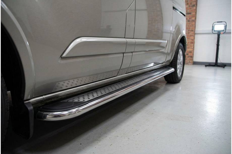 Ford Custom 2013-2022 Progi Boczne Maydos V2 (2 szt., Aluminium i Stal Nierdzewna) Image