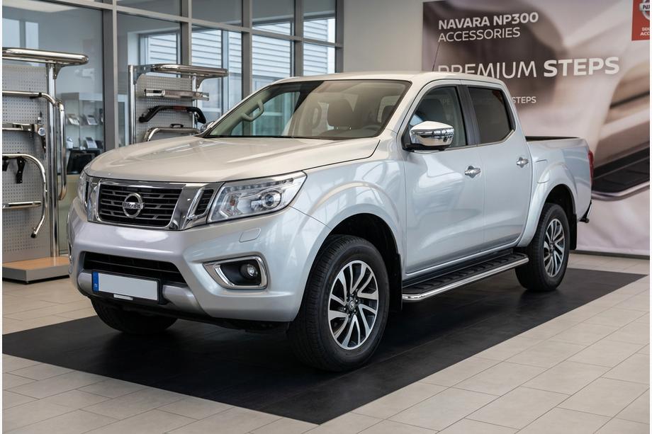 Nissan Navara/NP300 2016- Progi Boczné Maydos V1 (2 szt., Aluminium) Image