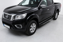 Nissan Navara/NP300 2016- Progi Boczné Bosphore Grey (2 szt., Aluminium) zdjęcia 1
