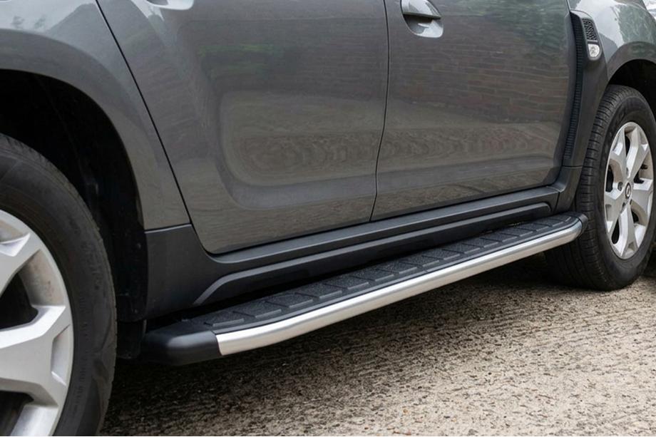 Renault Duster 2018-2024 Progi Boczné Fullmond (2 szt., Aluminium) Image