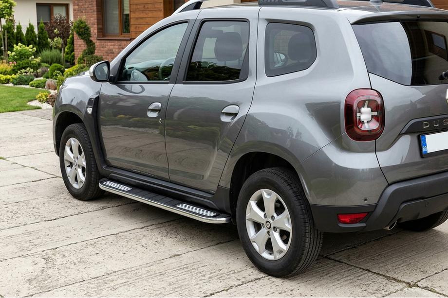 Dacia Duster 2018-2024 Progi Boczné Tayga Grey V2 (2 szt., Aluminium) Image