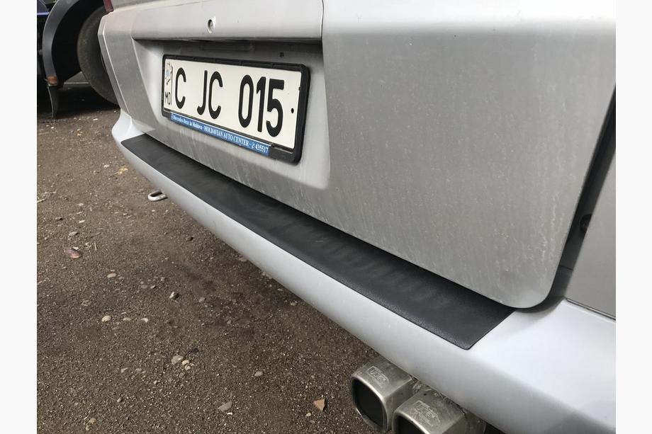 Mercedes Vito W638 1996-2003 Nakładka na tylny zderzak DDU-Mat (ABS) Zdjęcia 5