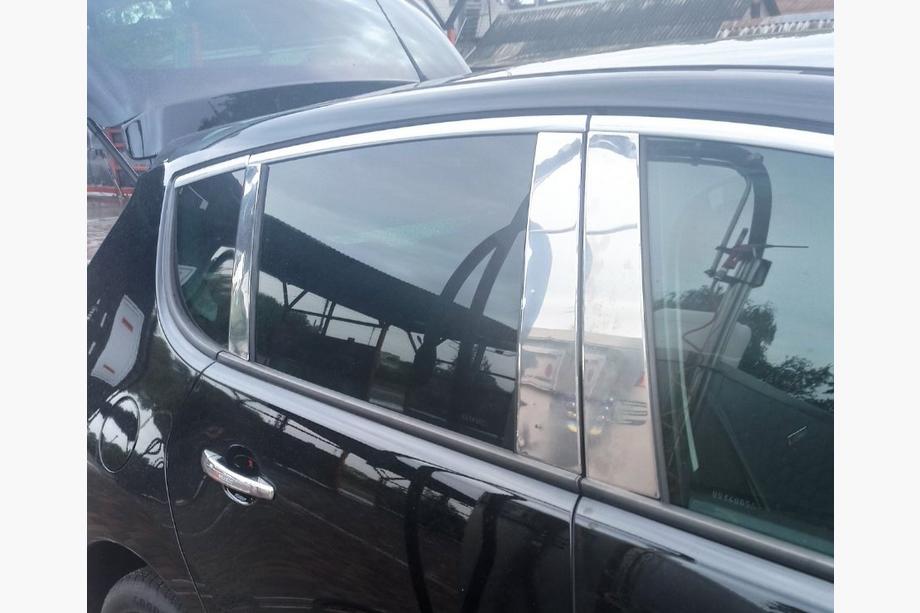 Peugeot 3008 2008-2016 Nakładki na słupki ze stali nierdzewnej Image