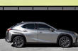 Kompaktowy crossover Lexusa UX 200 zdjęcia 7