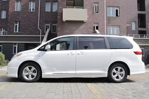 Toyota Sienna 2010-2020 Zestaw body kit GBT zdjęcia 5