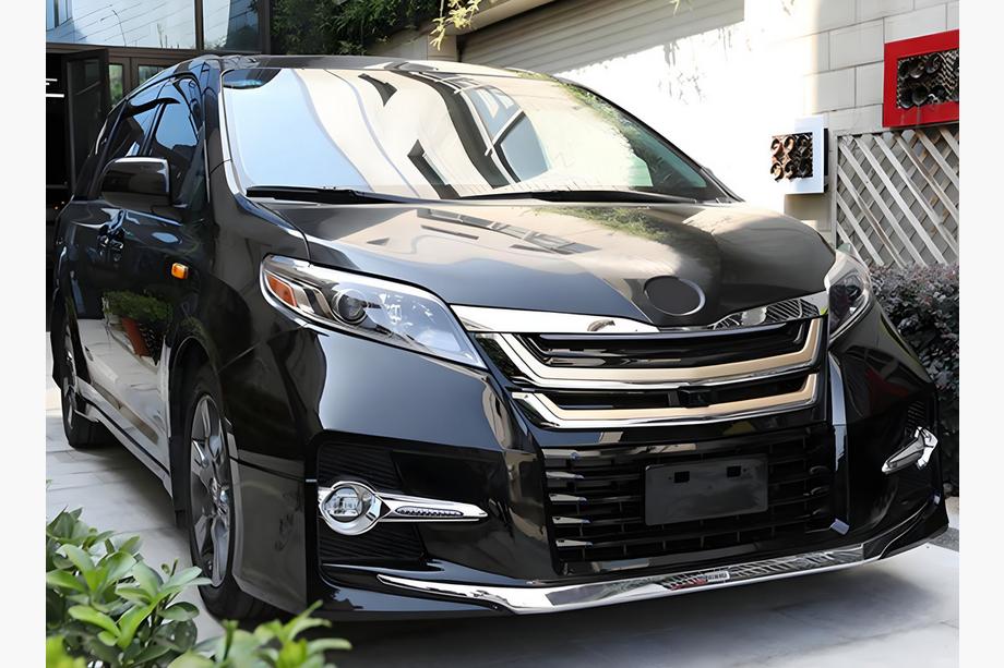 Toyota Sienna 2010-2020 Zestaw body kit GBT Image