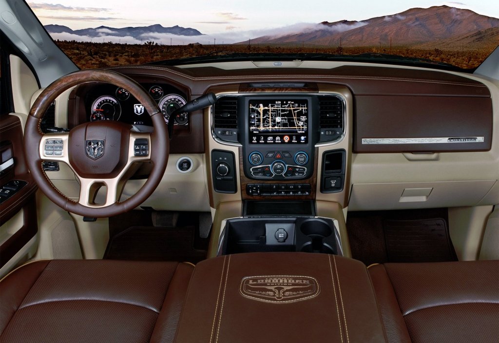 Recenzja flagowego auta RAM 3500