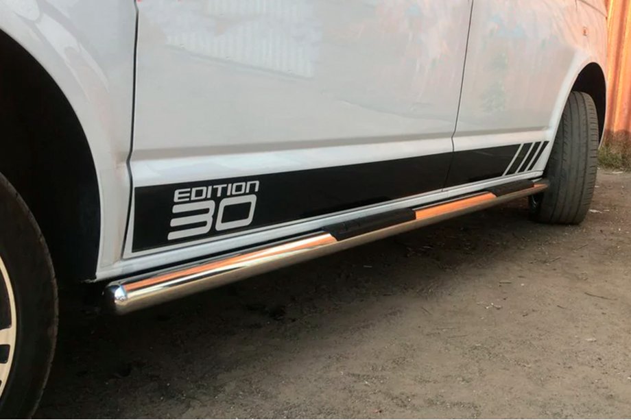 Volkswagen T6 2015-2024 Rury Boczne (2 szt., Stal Nierdzewna) 60mm, Dlugie Nadwozie Image