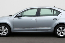 Skoda Octavia III A7 2013-2019 Listwy Drzwiowe (SD/SW, Stal Nierdzewna) zdjęcia 1