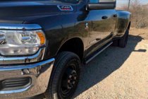 Dodge RAM (DT) 2018– Rury Boczne Standardowe (2 szt., Stal Nierdzewna) zdjęcia 4