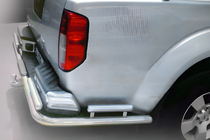 Nissan Navara 2006-2015 Tylny Ochraniacz AK003-Special (Stal Nierdzewna) zdjęcia 1