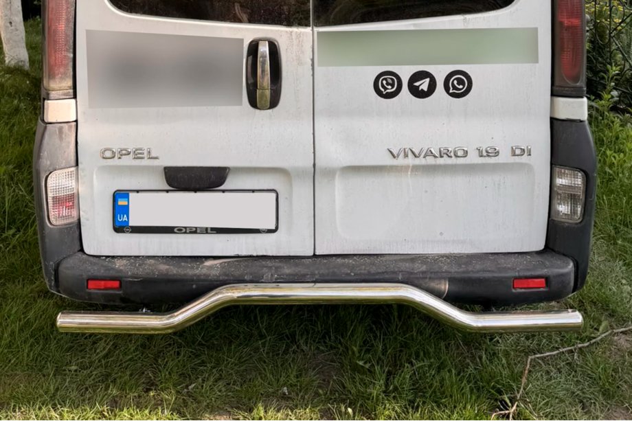 Opel Vivaro 2001–2015 Tylny Oslona AK006 (Stal Nierdzewna) Image