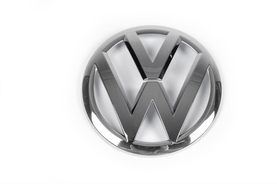 Volkswagen Tiguan 2016-2023 Emblemat tylny (gorna czesc, Oryginal) Zdjęcia 2