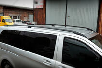 Mercedes Vito/V-class W447 2014- Czarne relingi dachowe CAN Oryginalny design (metalowe stopki) zdjęcia 3