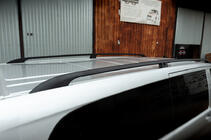 Mercedes Vito/V-class W447 2014- Czarne relingi dachowe CAN Oryginalny design (metalowe stopki) zdjęcia 2