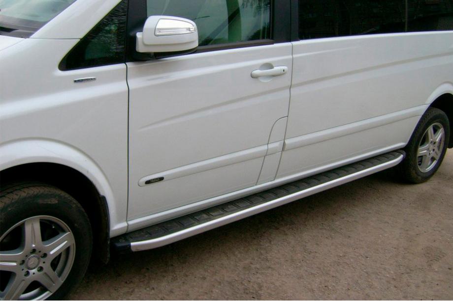 Mercedes Viano 2004-2014 Progi boczne Alliance (2 szt., aluminium) Image